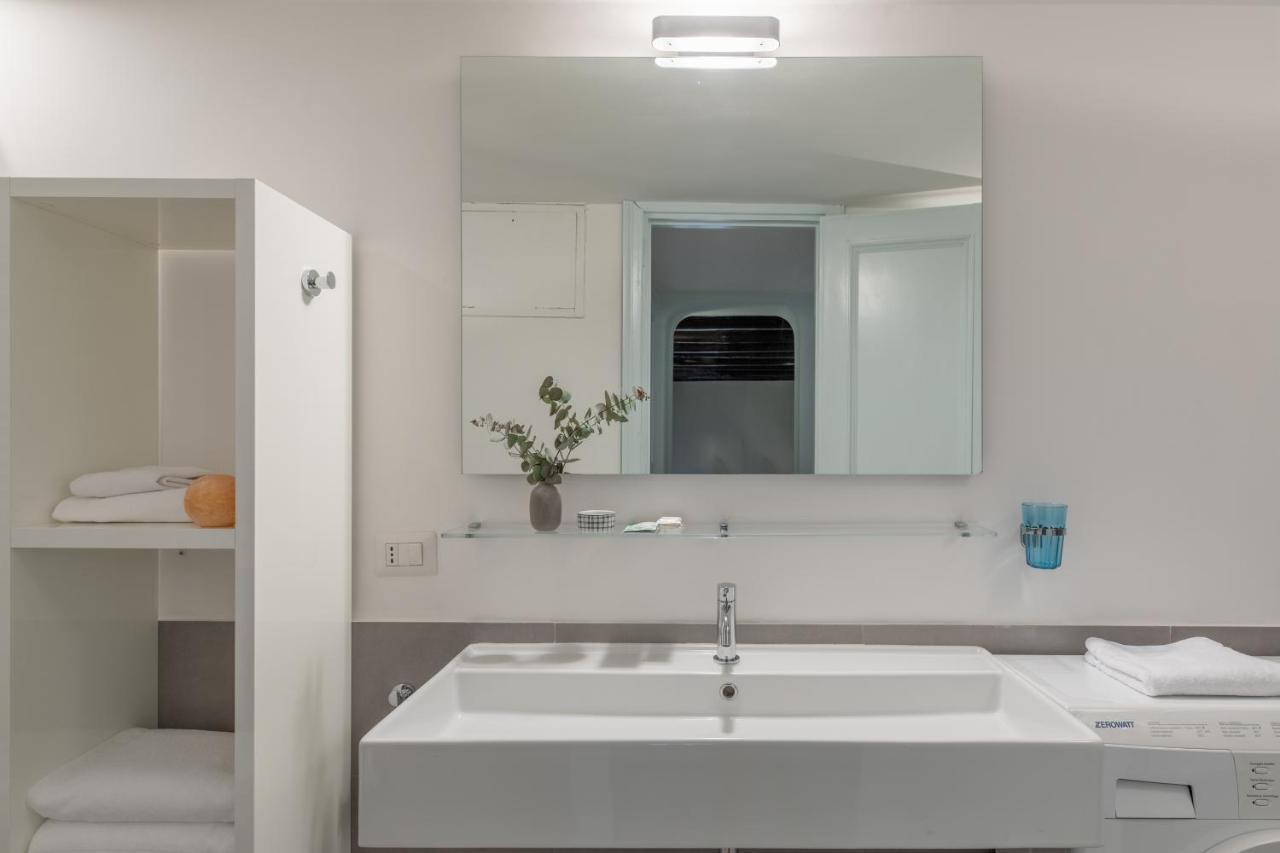 Iflat Pantheon Historic Two-Story Apartment Ρώμη Εξωτερικό φωτογραφία